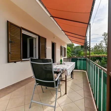Apartman Ana-1 By Interhome Starigrad-Paklenica