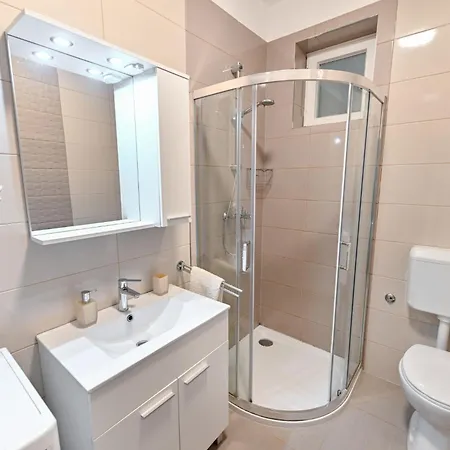 Apartman Ana-1 By Interhome