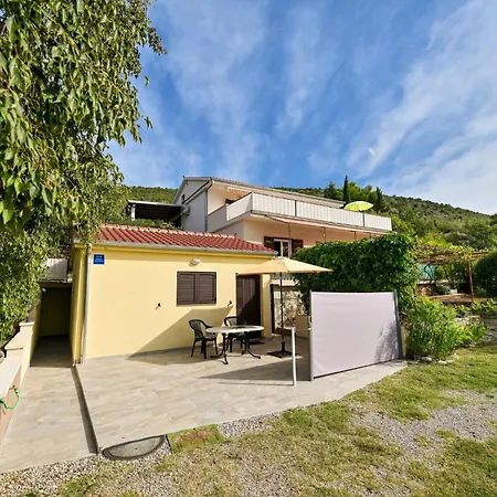 Apartman Ana-1 By Interhome